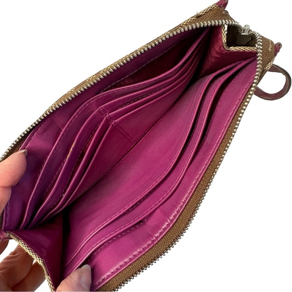 Coach Khaki & Bright Magenta Daisy Outline Signature Mia Tote Bag & Wallet - Picture 15 of 16